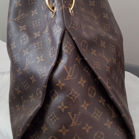 ๐ SOLD ๐ Louis Vuitton Monogram Artsy - Picture 9 of 17